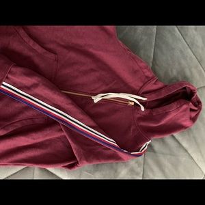 Old navy zip up maroon colored hoodie!
